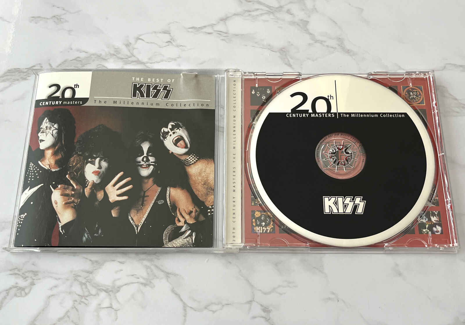 Kiss – The Best Of (2003)