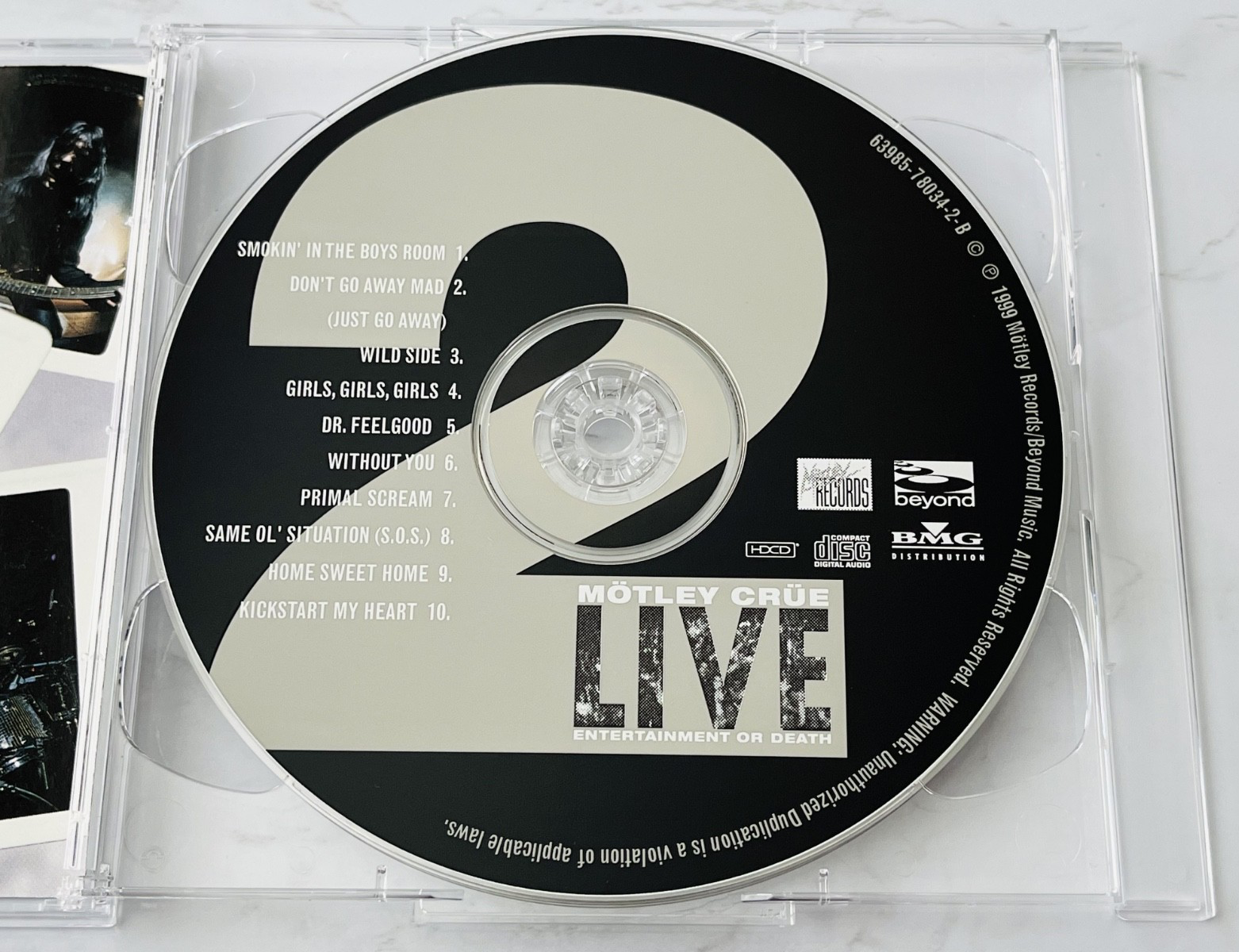 Motley Crue, Mötley Crüe – Live Entertainment Or Death 2 (1999)
