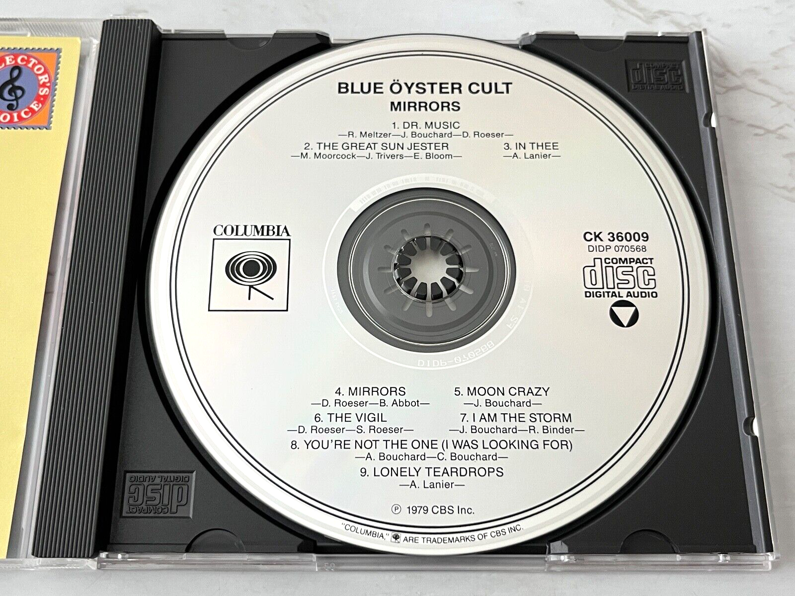 Blue Oyster Cult – Mirrors