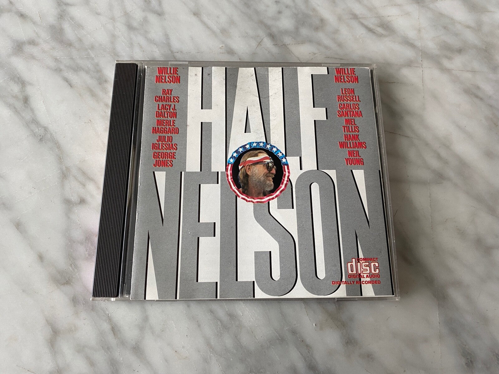 Willie Nelson – Half Nelson