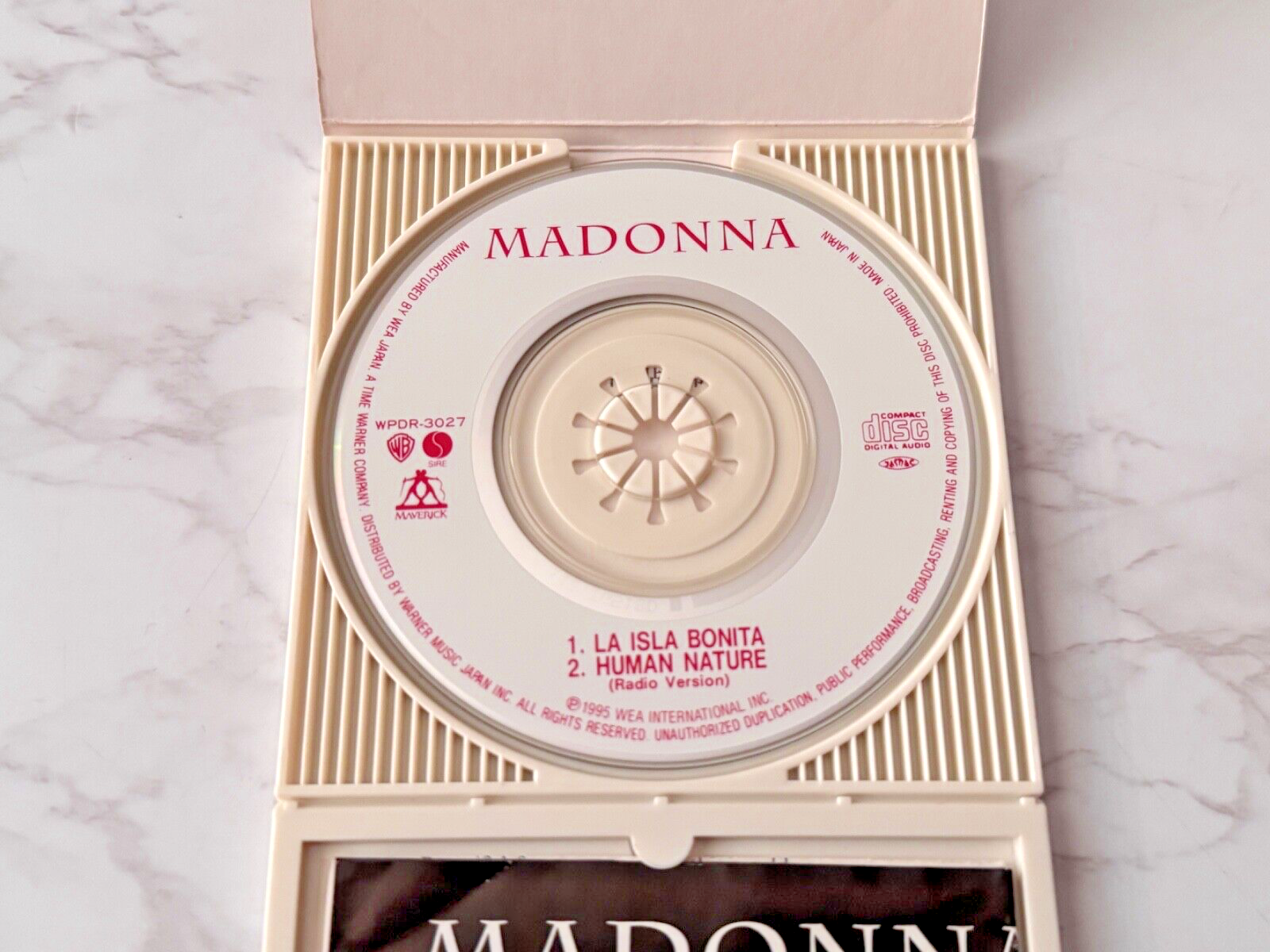 Madonna – La Isla Bonita / Human Nature (1995) [JAPAN PRESS]