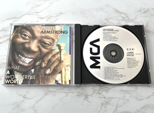 Louis Armstrong – What A Wonderful World
