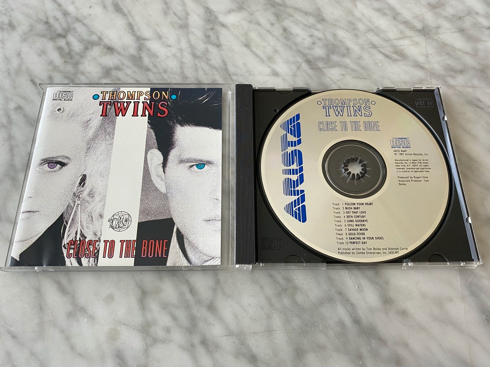 Thompson Twins – Close To The Bone [JAPAN TARGET ERA]