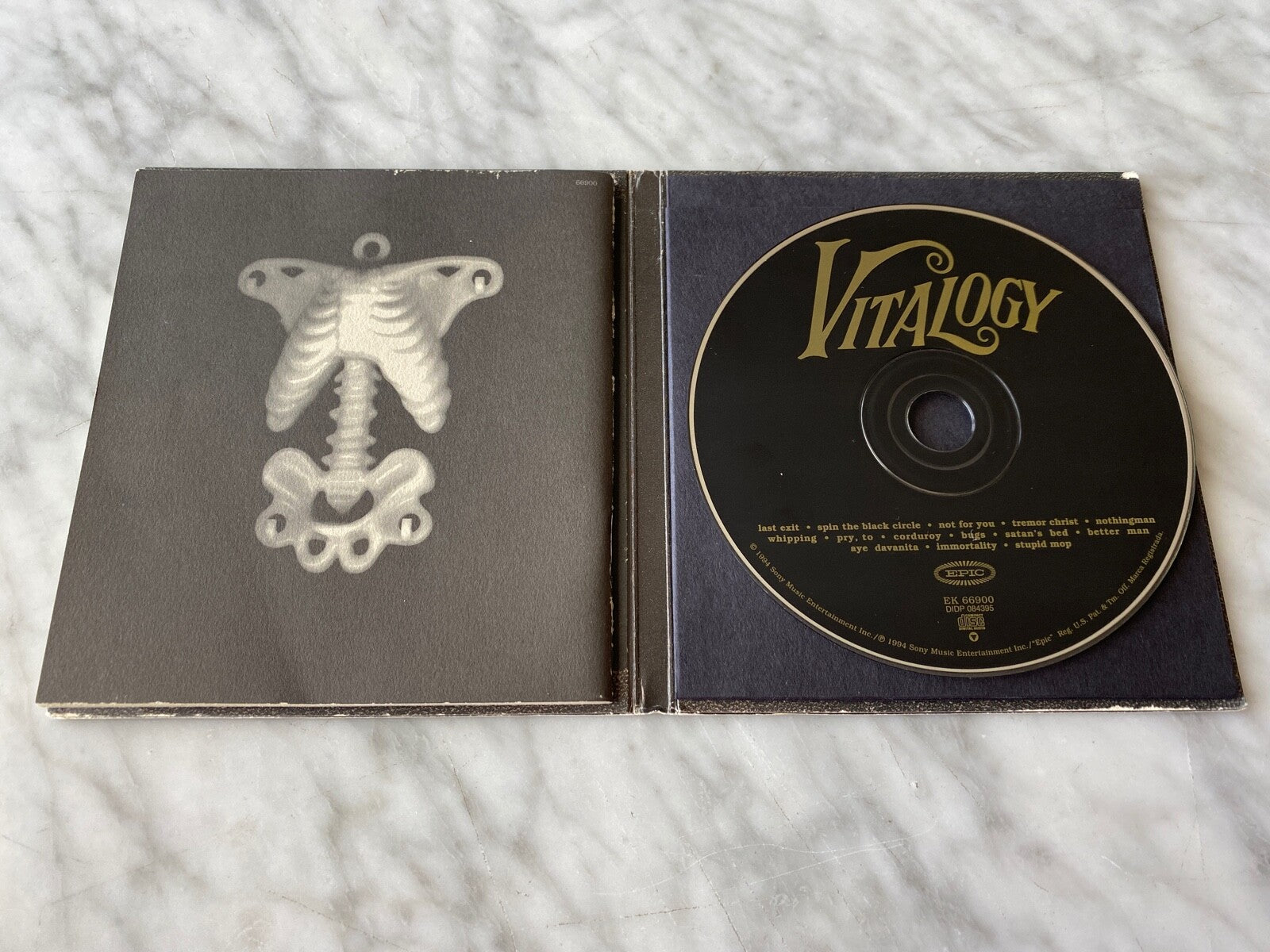 Pearl Jam – Vitalogy (Digipak) (1994)