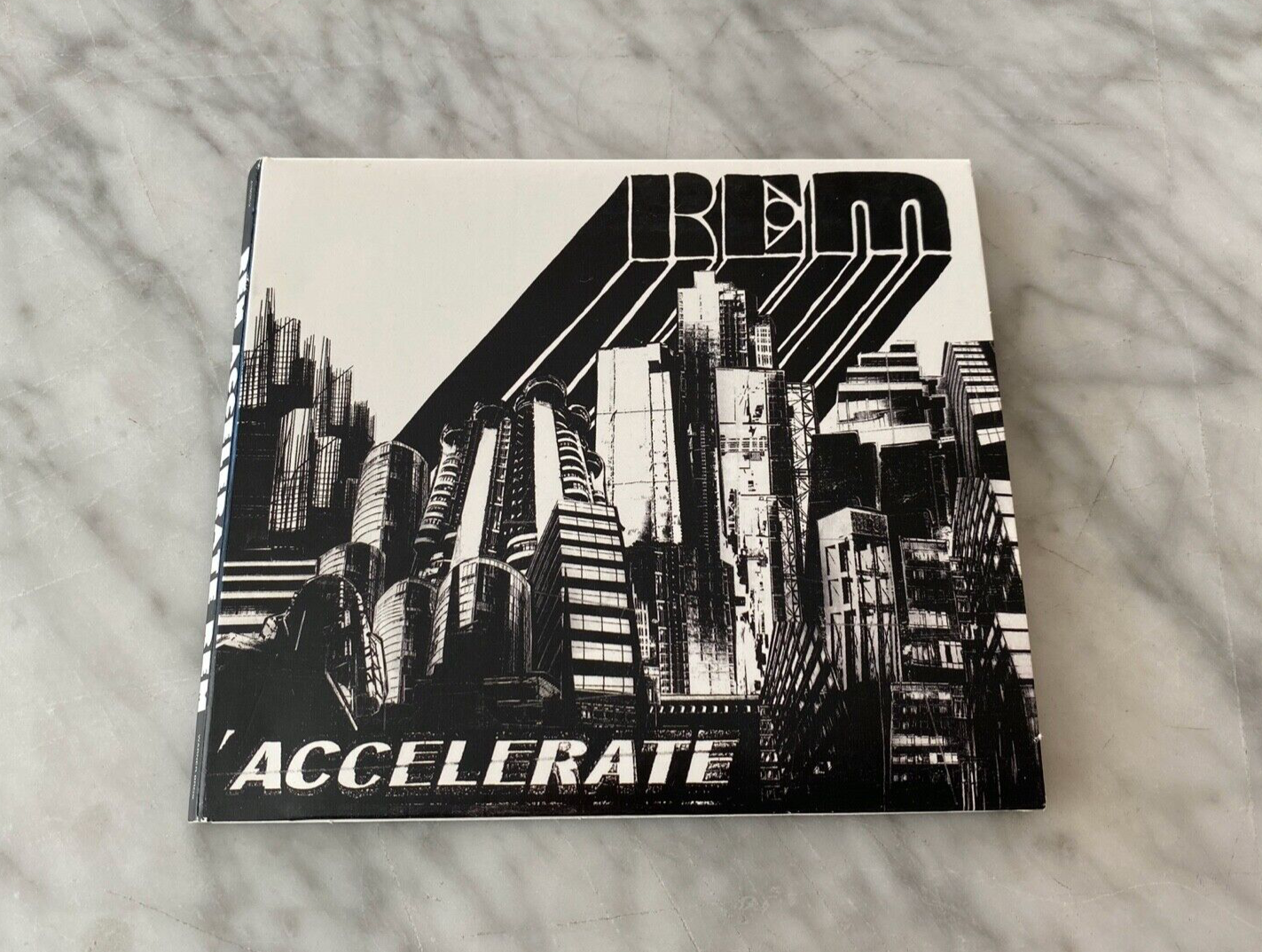 R.E.M. – Accelerate (Digipak) (2008)