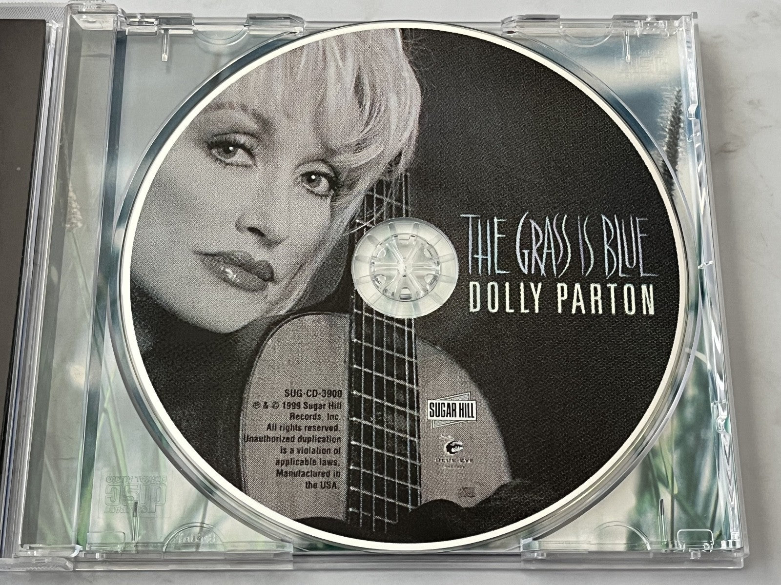 Dolly Parton – The Grass Is Blue (1999)