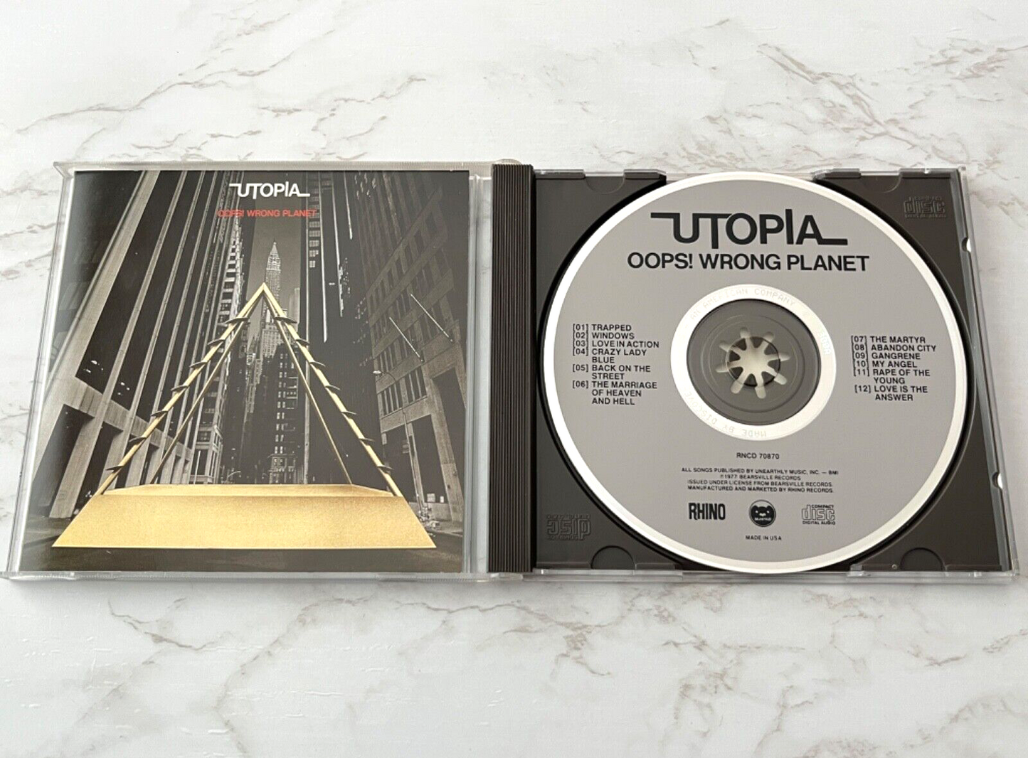 Utopia – Oops Wrong Planet (1987)