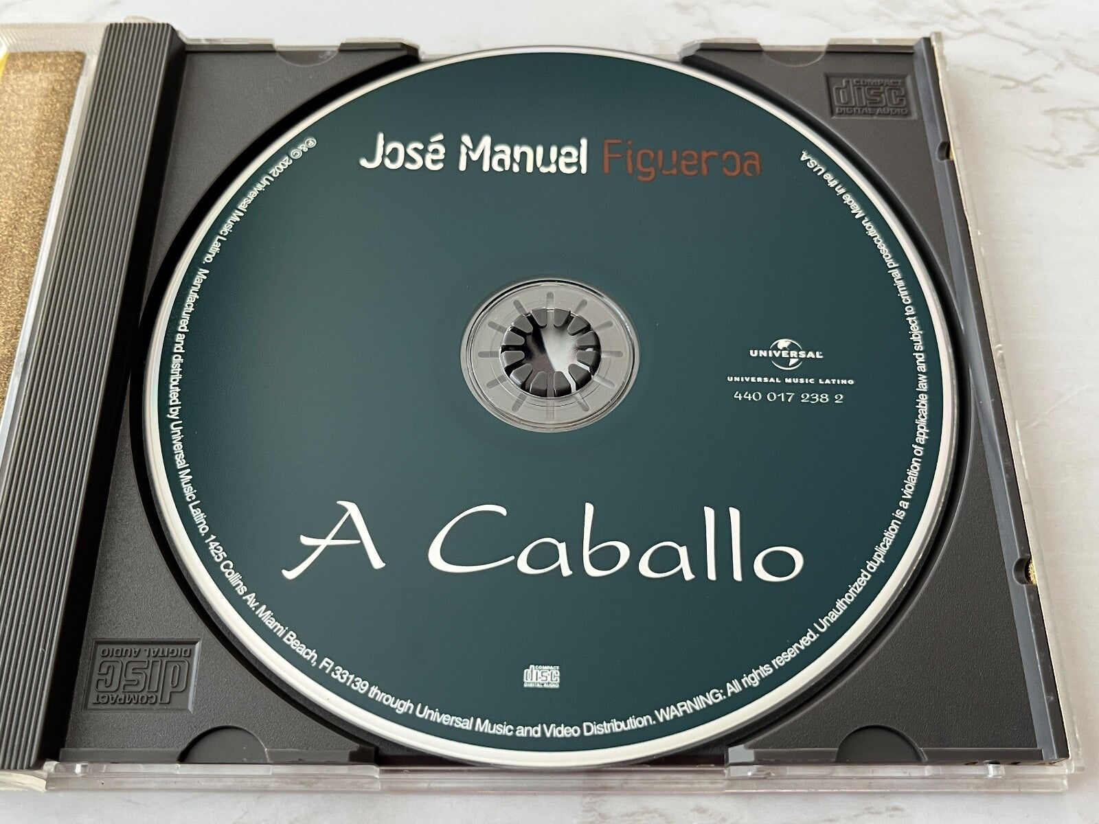 Jose Manuel Figueroa – A Caballo (2002)