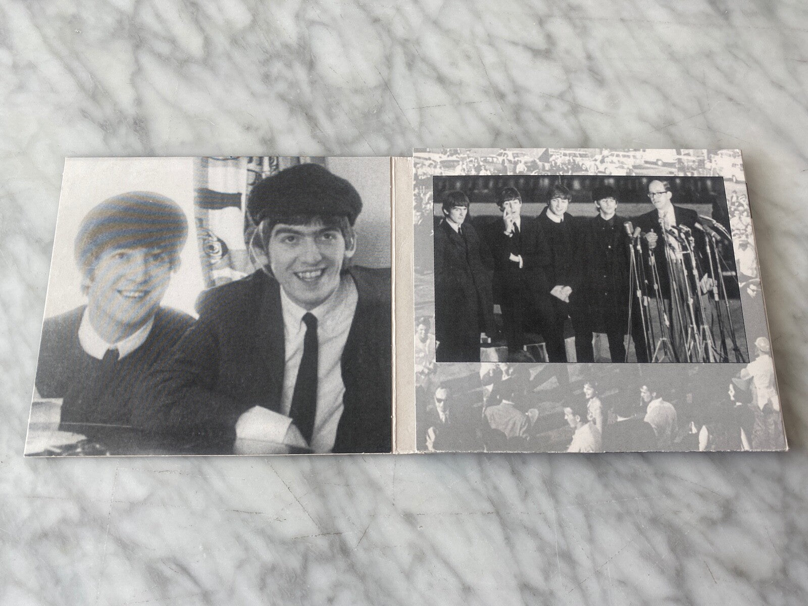 The Beatles – Photos & Interview Vol. 1 & 2 2 (1995)