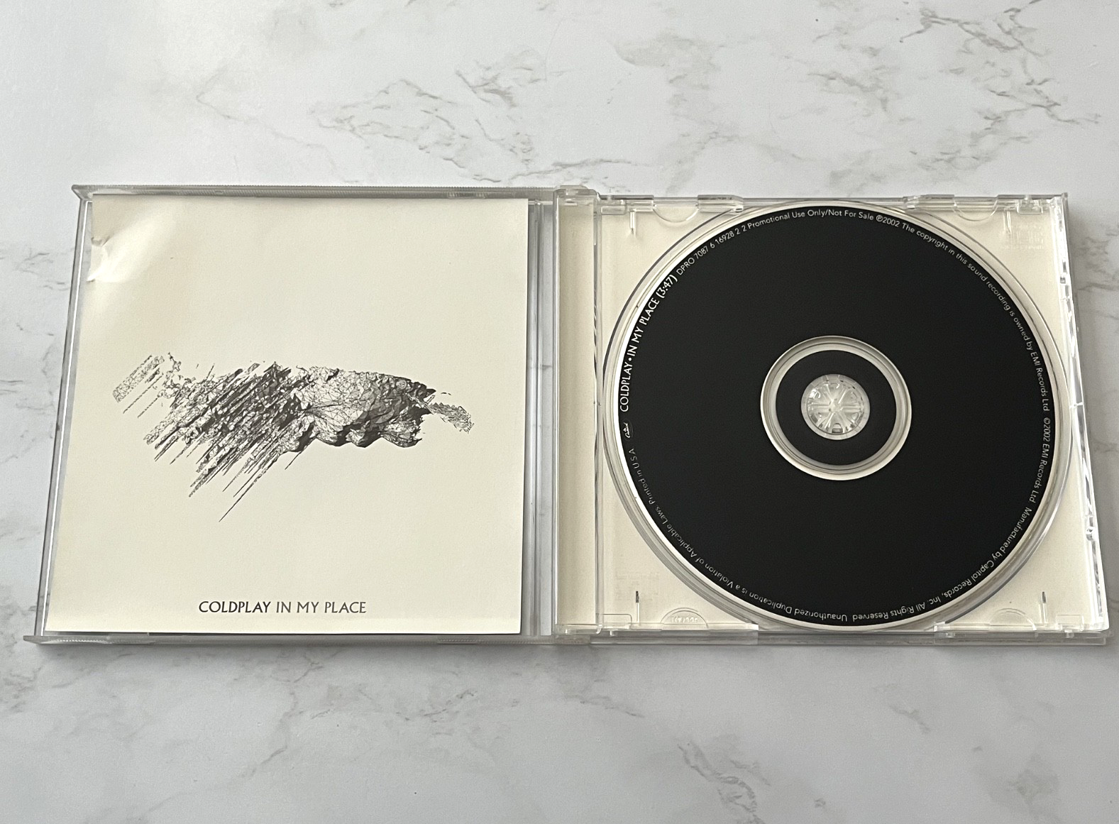 Coldplay – In My Place (2002)
