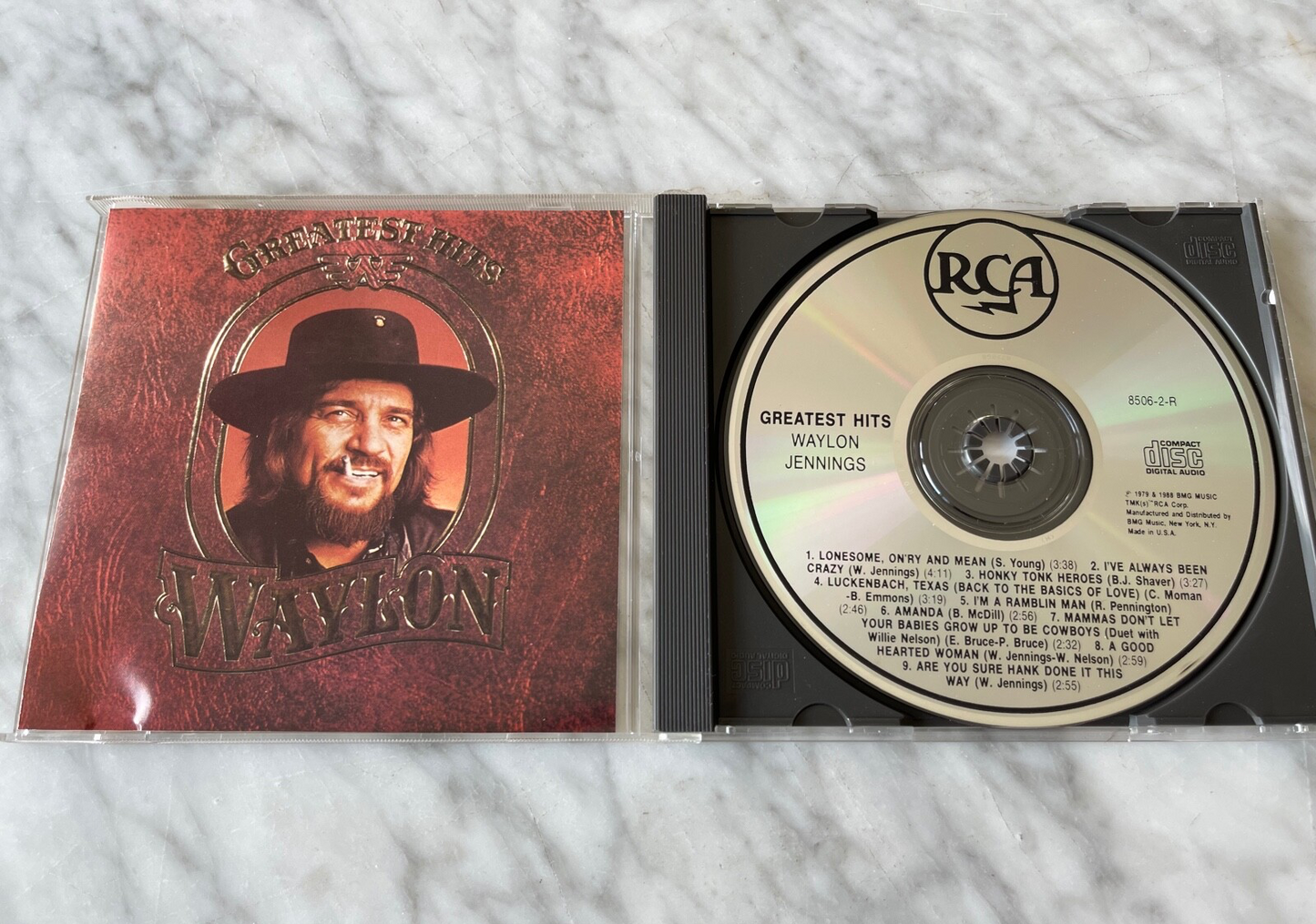 Waylon Jennings – Greatest Hits