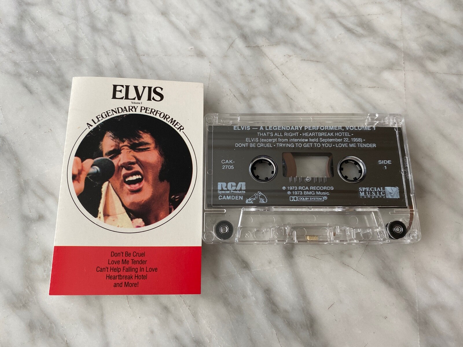 Elvis Presley – A Legendary Performer Vol. 1 (1989)
