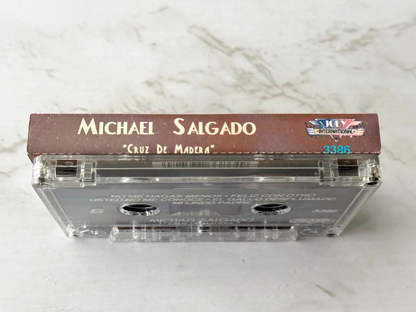 Michael Salgado – Cruz De Madera