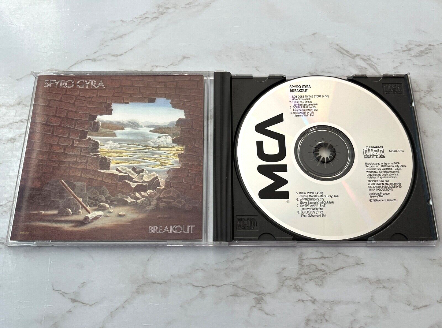 Spyro Gyra – Breakout [JAPAN PRESS]