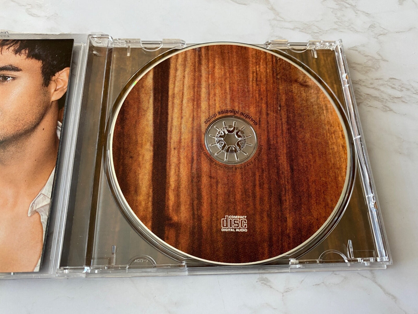 Enrique Iglesias – Quizás (2002)