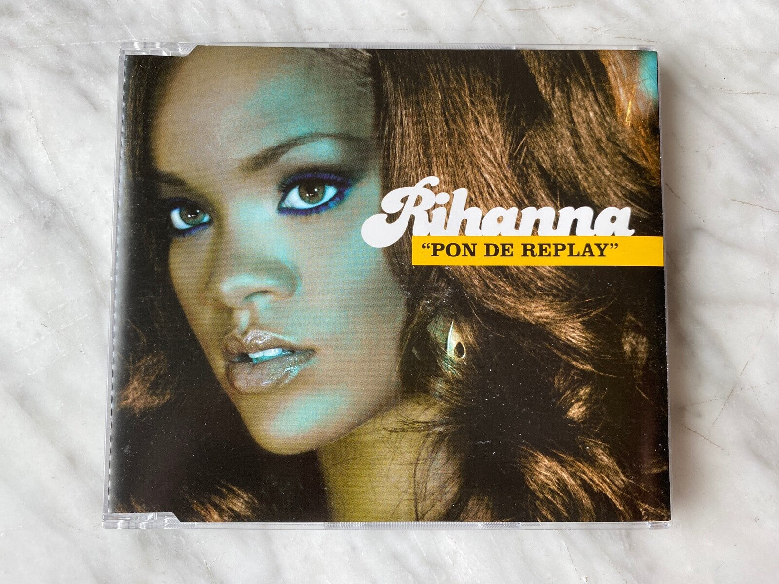 Rihanna – Pon De Replay (2005) [AUSTRALIA PRESS]