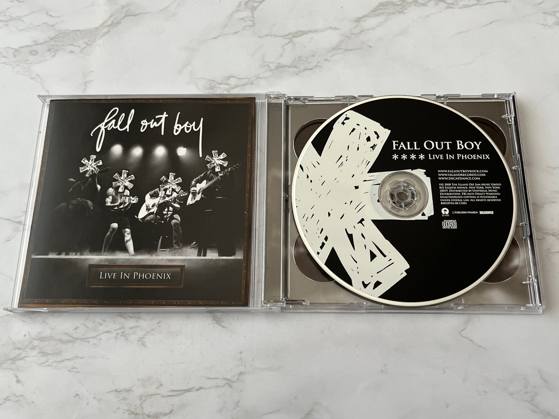 Fall Out Boy – **** Live In Phoenix (CD + DVD) (2008)