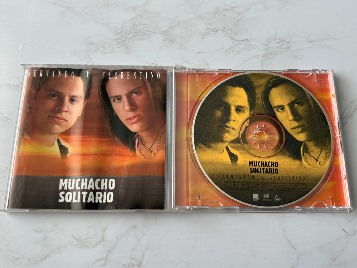 Servando y Florentino – Muchacho Solitario (2001)