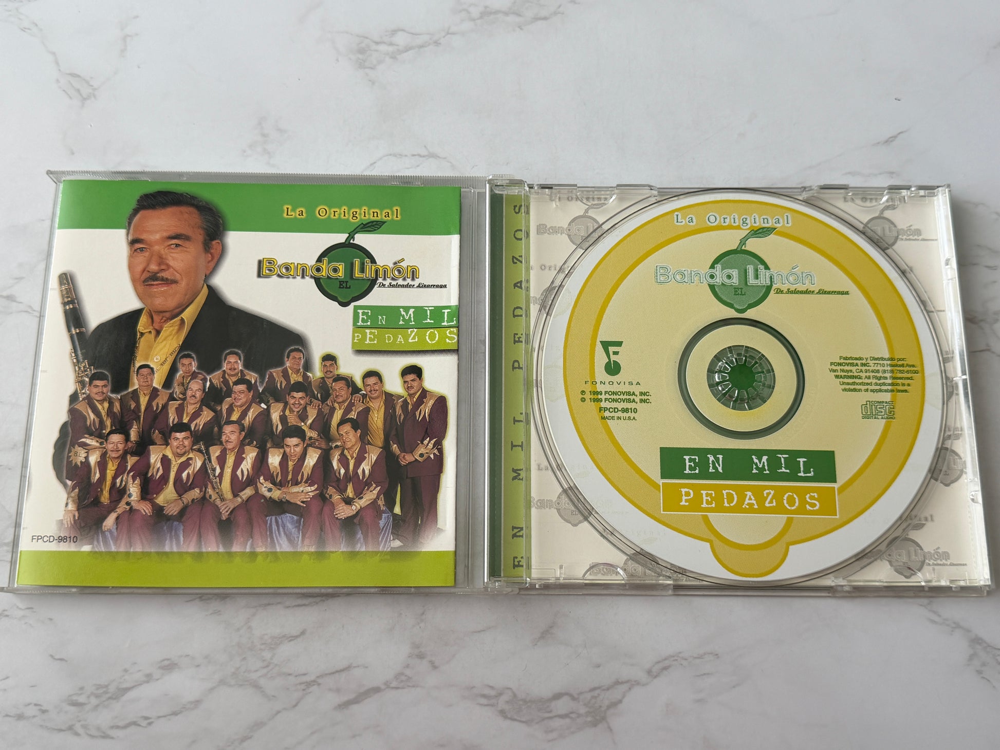 La Original Banda El Limón – En Mil Pedazos (1999)
