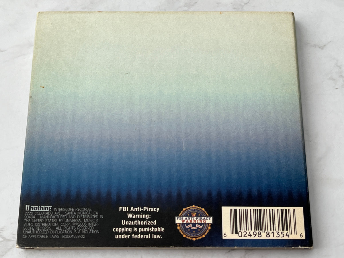 Nine Inch Nails – With Teeth (2005)