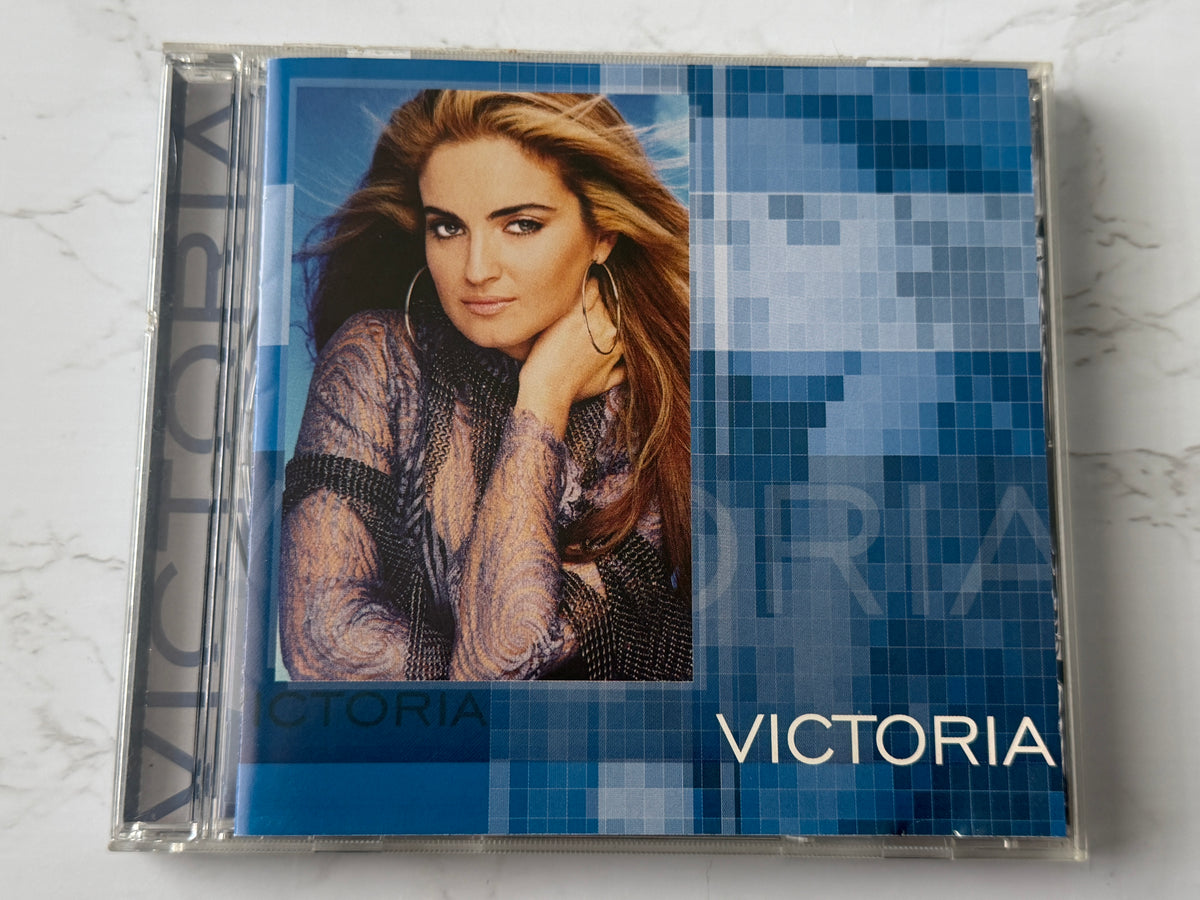 Victoria – Victoria (2003)