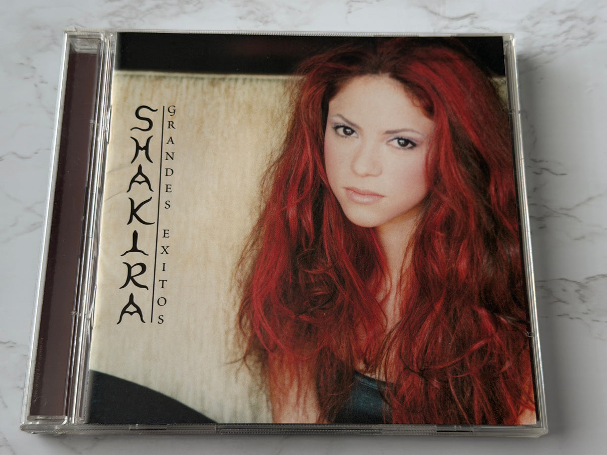 Shakira – Grandes Exitos (2-CD Set) (2002)