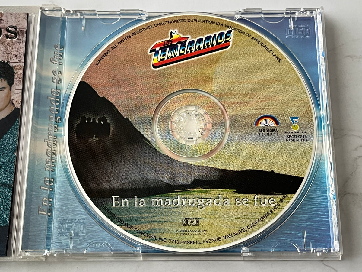 Los Temerarios – En la Madrugada Se Fue (2000)