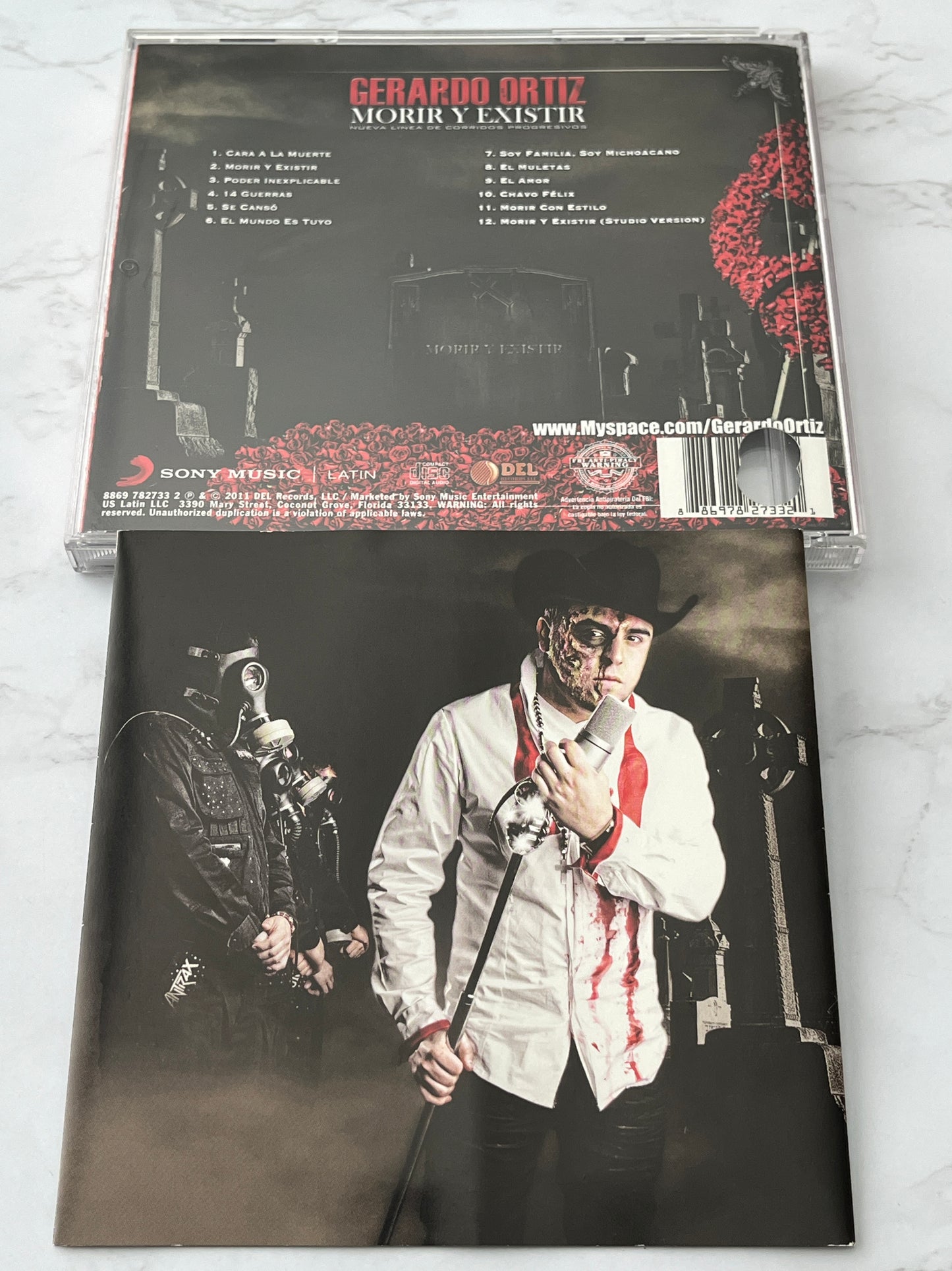 Gerardo Ortiz – Morir y Existir: En Vivo (2011)