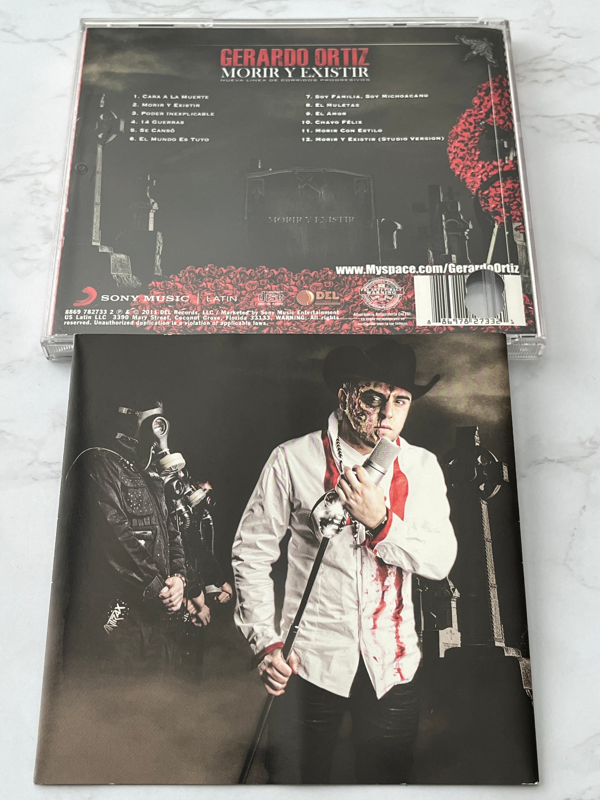 Gerardo Ortiz – Morir y Existir: En Vivo (2011)