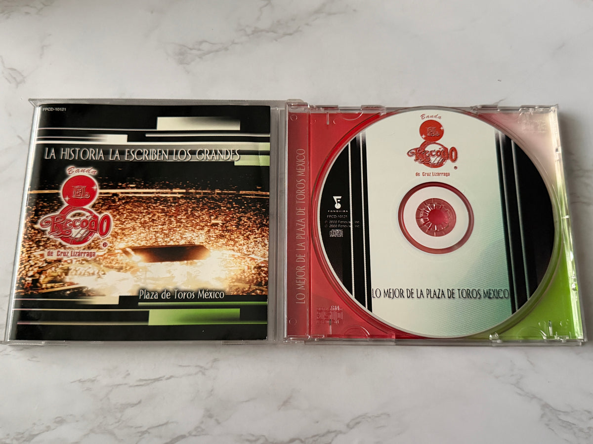 Banda El Recodo De Cruz Lizárraga – La Historia La Escriben Los Grandes — Lo Mejor De La Plaza De Toros México (2000)
