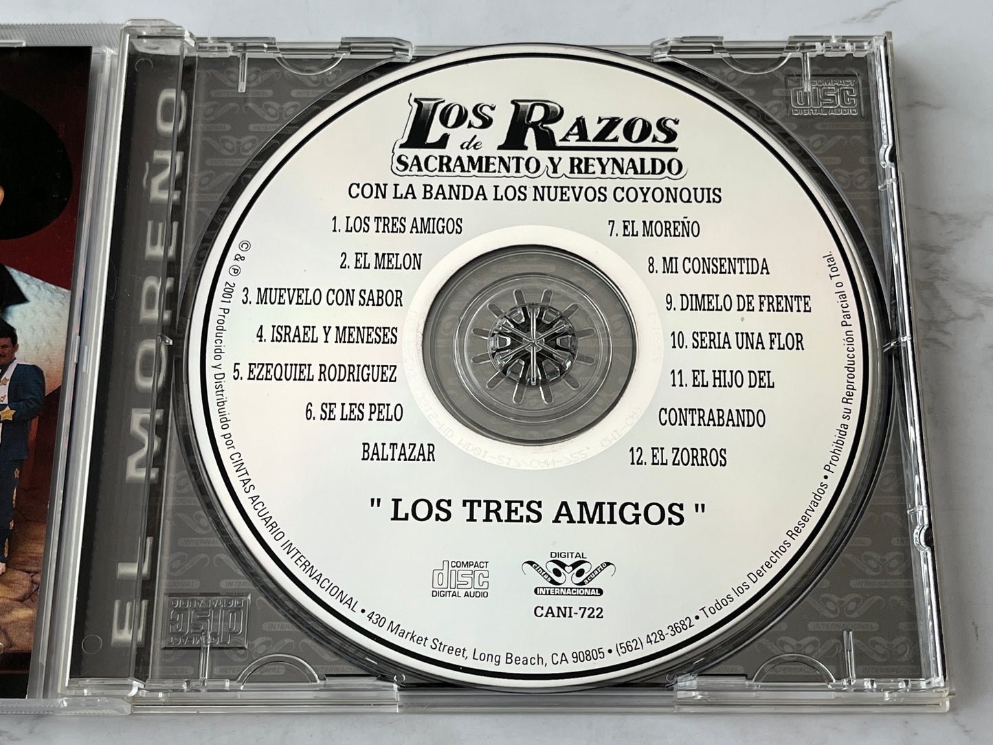 Los Razos de Sacramento y Reynaldo con Banda Los Nuevos Coyonquis – Los Tres Amigos