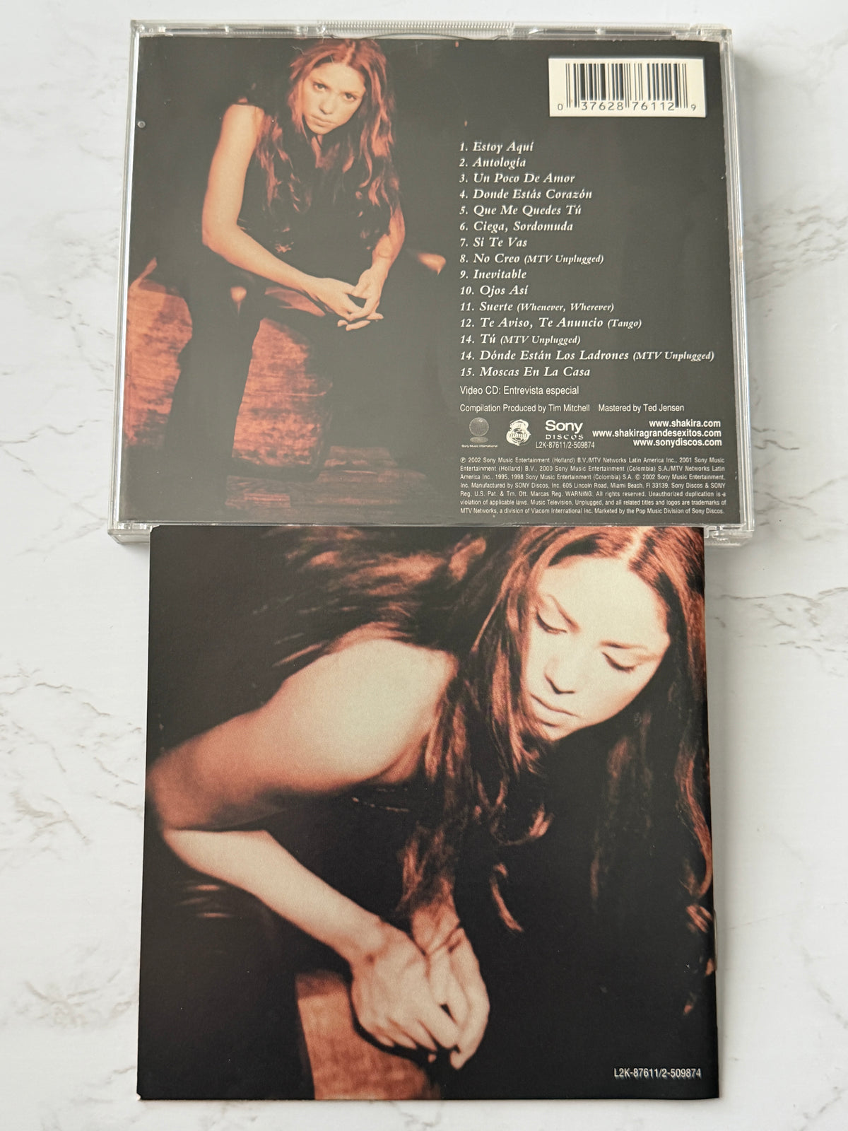 Shakira – Grandes Exitos (2-CD Set) (2002)