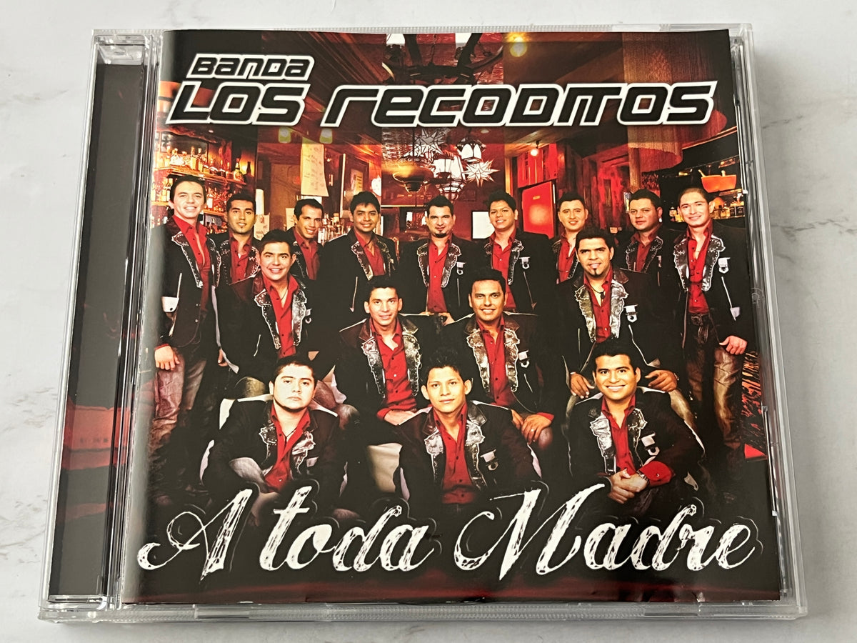 Banda Los Recoditos – A Toda Madre (2011)