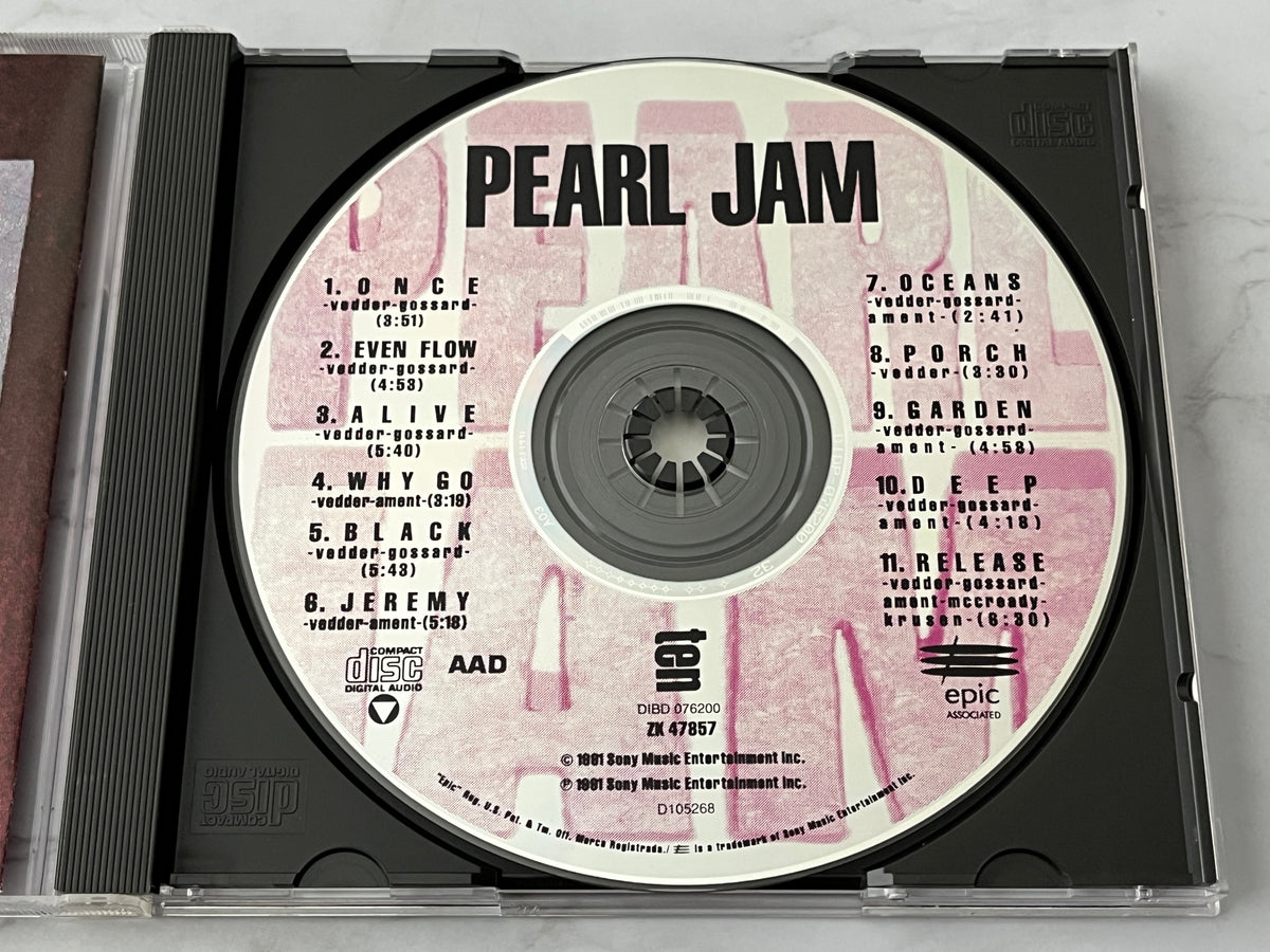 Pearl Jam – Ten (1991)