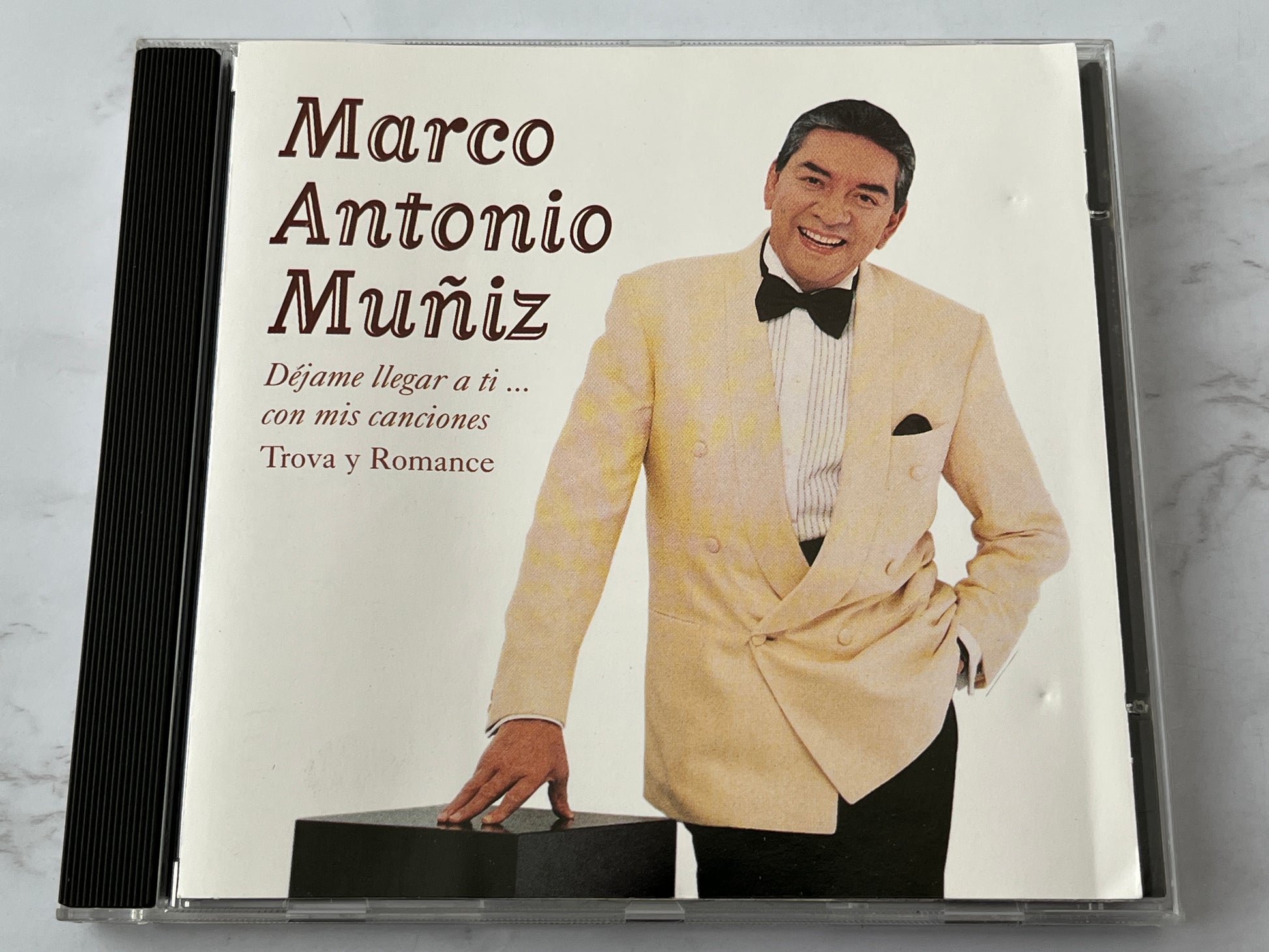 Marco Antonio Muñiz – Déjame Llegar a Ti con Mis Canciones: Trova y Romance