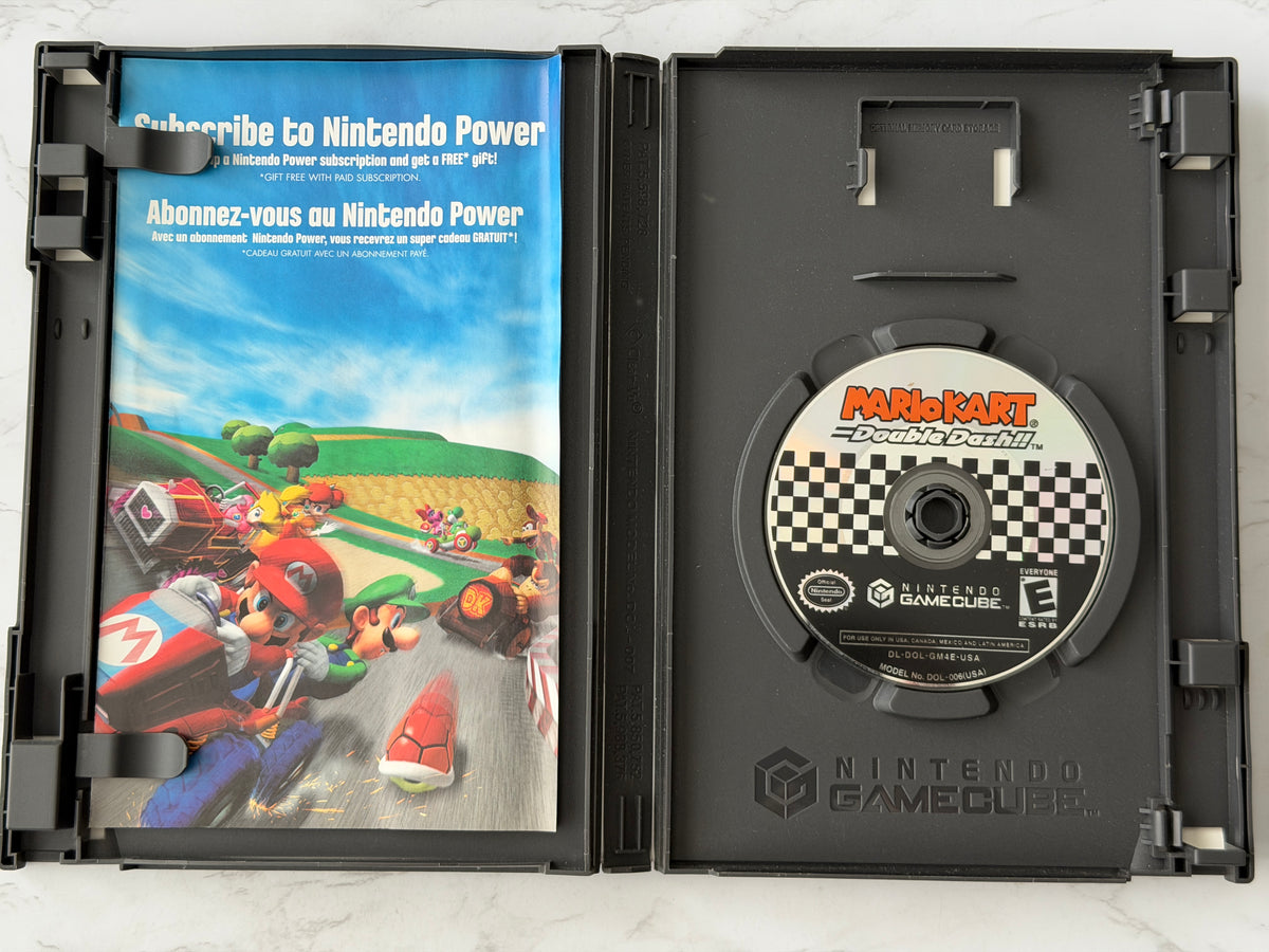 Mario Kart Double Dash Nintendo GameCube 2003 w/INSERT PAMPHLET CIB DOL-GM4E-USA