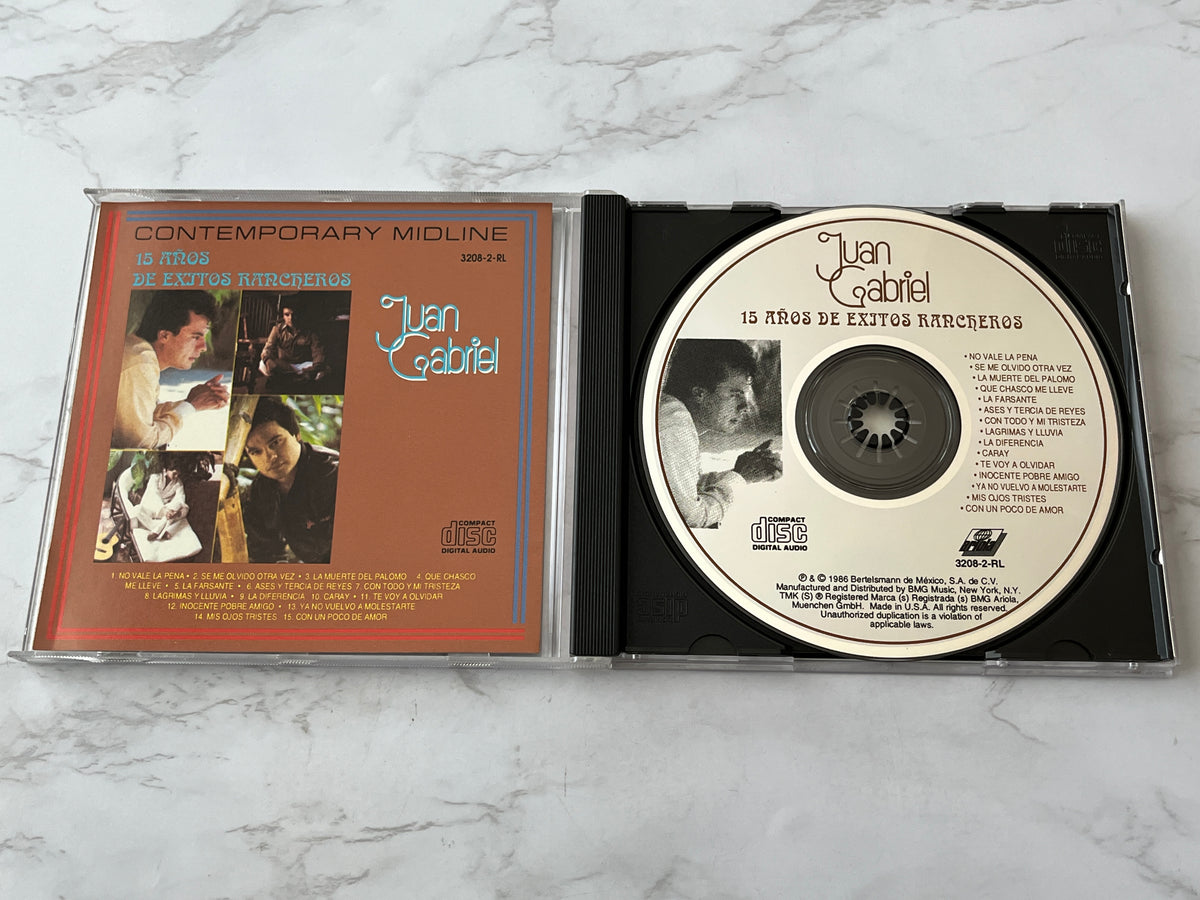 Juan Gabriel – 15 Años De Exitos Rancheros (1995)