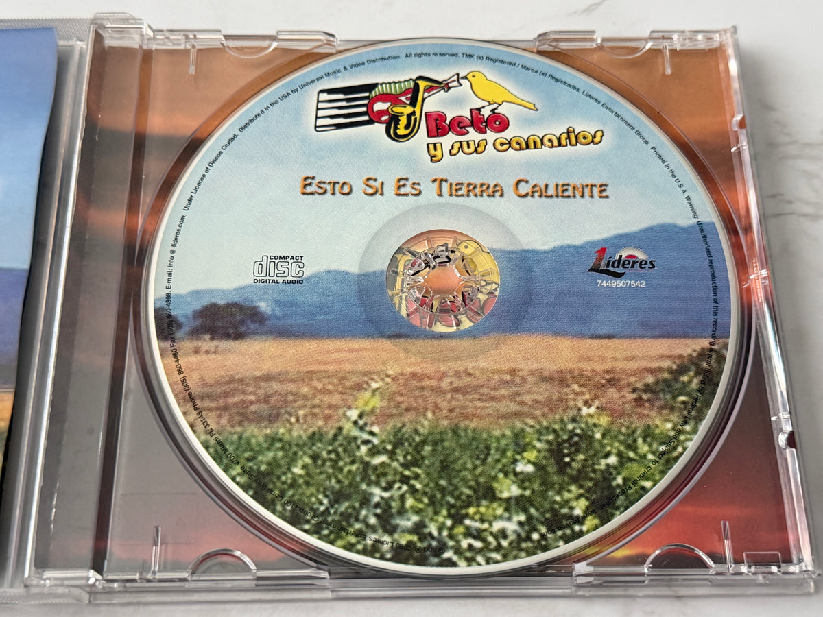 Beto Y Sus Canarios – Esto Sí Es Tierra Caliente (2003)
