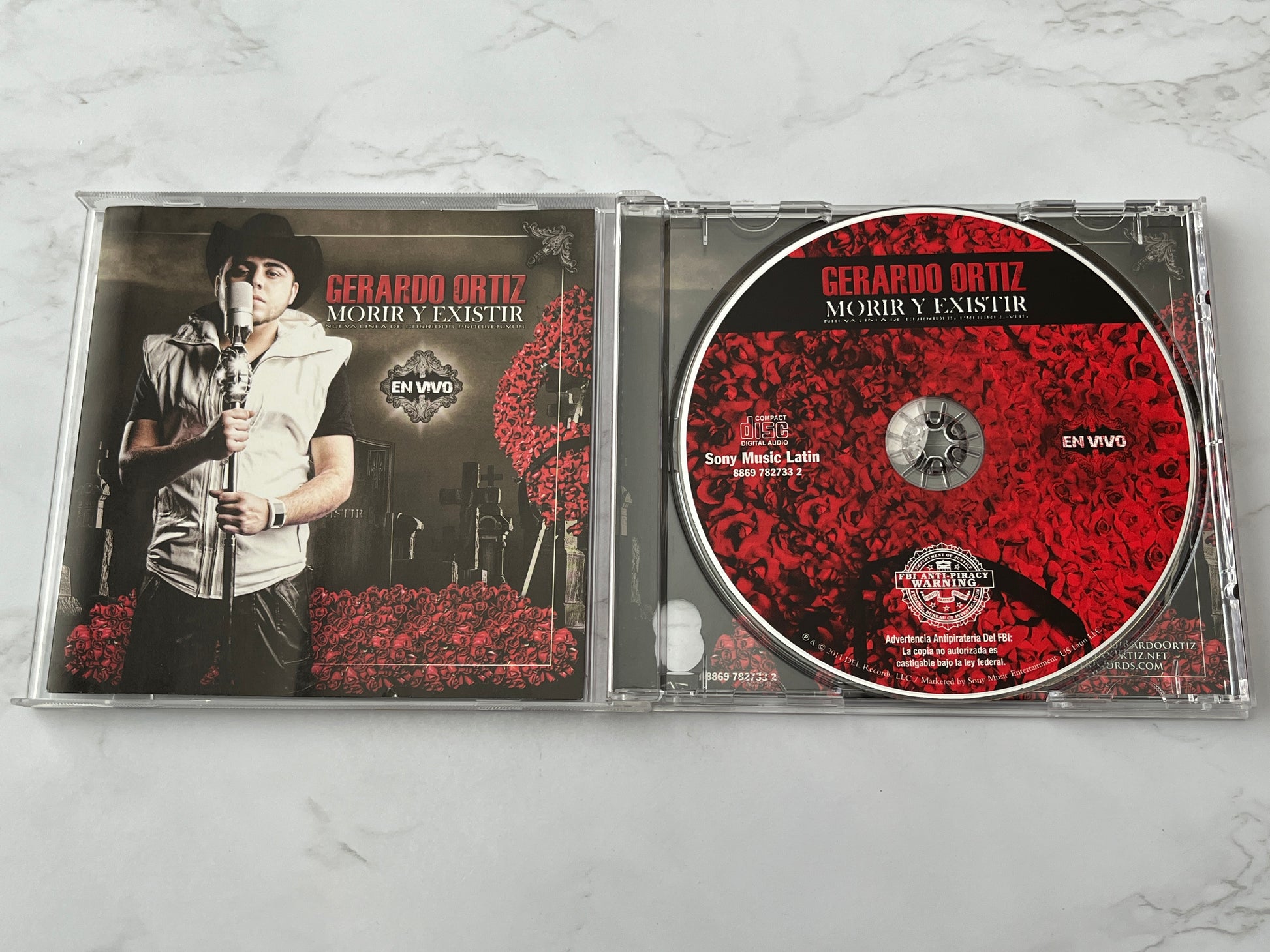 Gerardo Ortiz – Morir y Existir: En Vivo (2011)