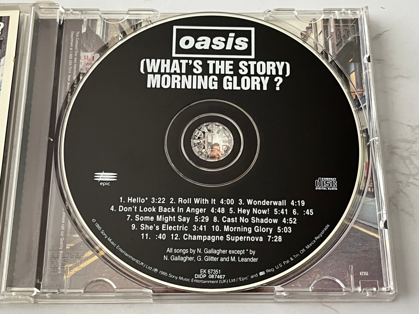 Oasis – (What's The Story) Morning Glory? (1995)