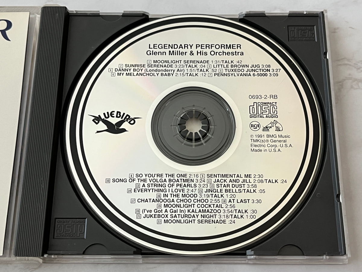 Glenn Miller & His Orchestra – A Legendary Performer (1991)