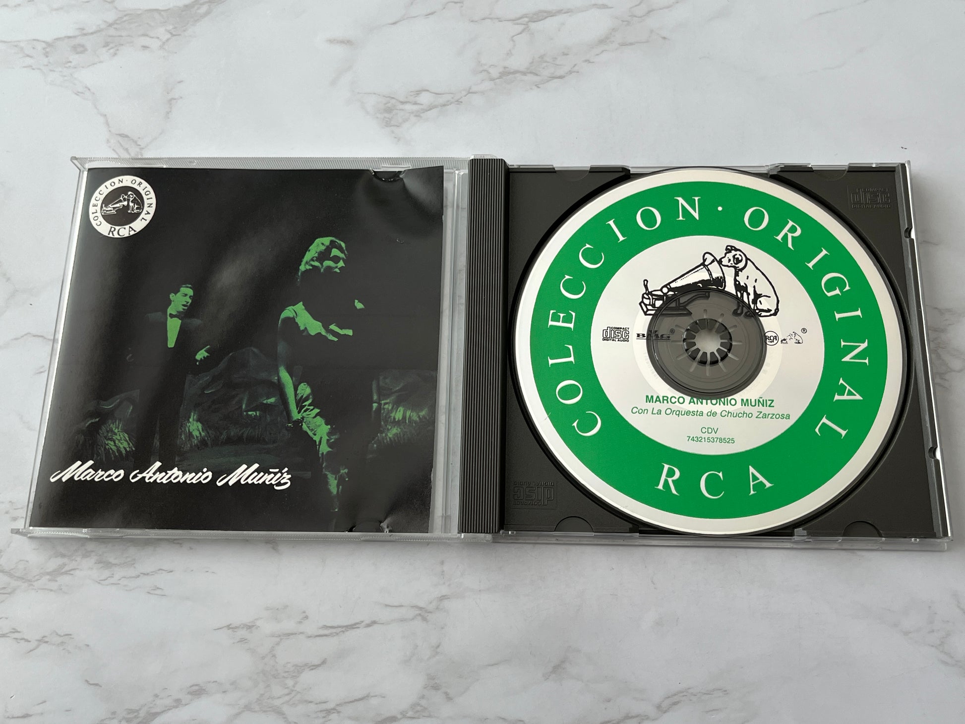 Marco Antonio Muñiz – Con La Orquesta De Chucho Zarzosa