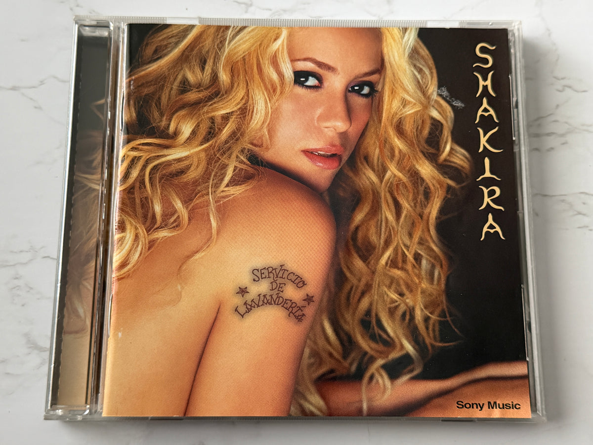 Shakira – Servicio De Lavanderia (2001)