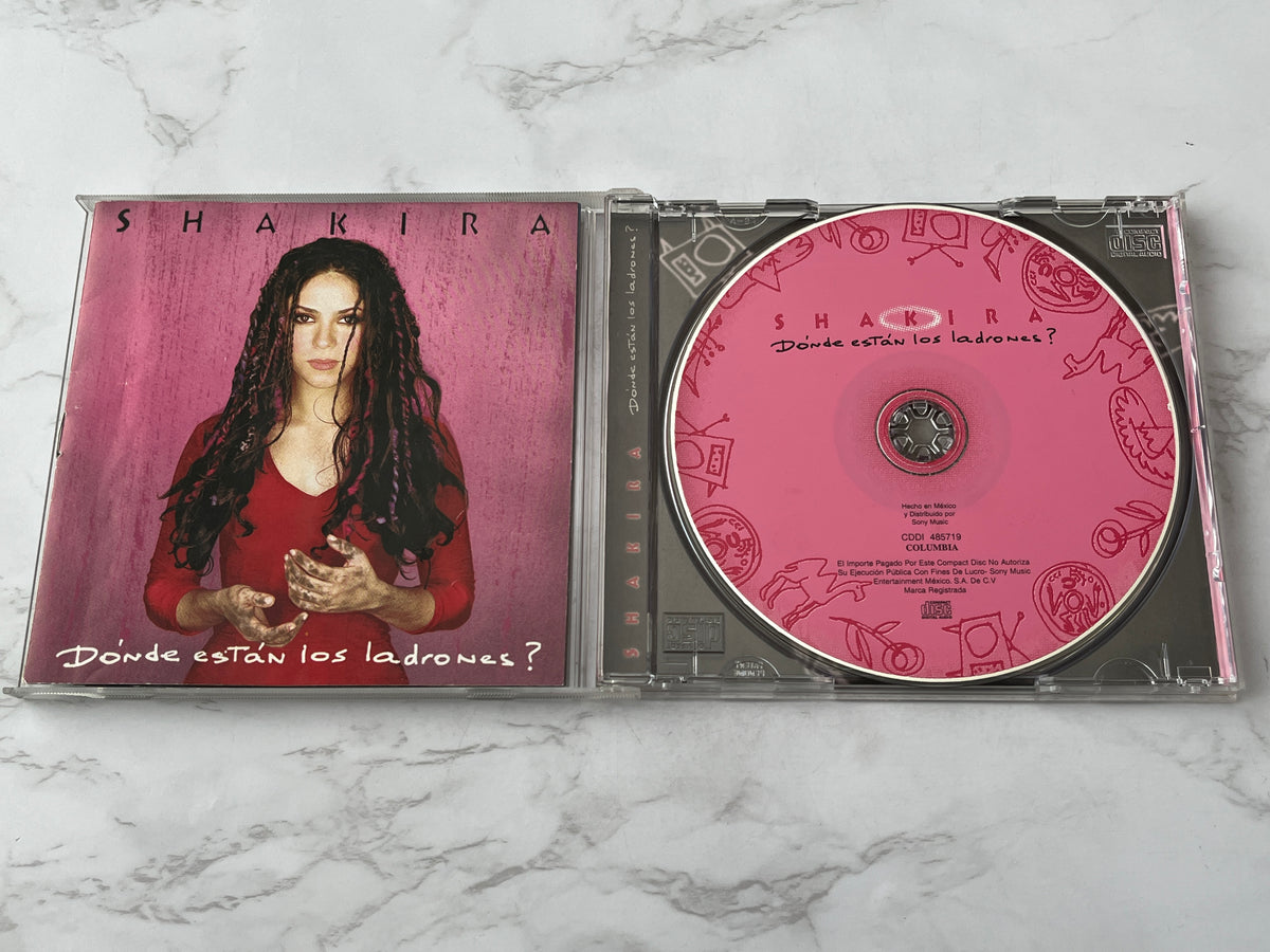 Shakira – ¿Dónde Están los Ladrones? (1998)