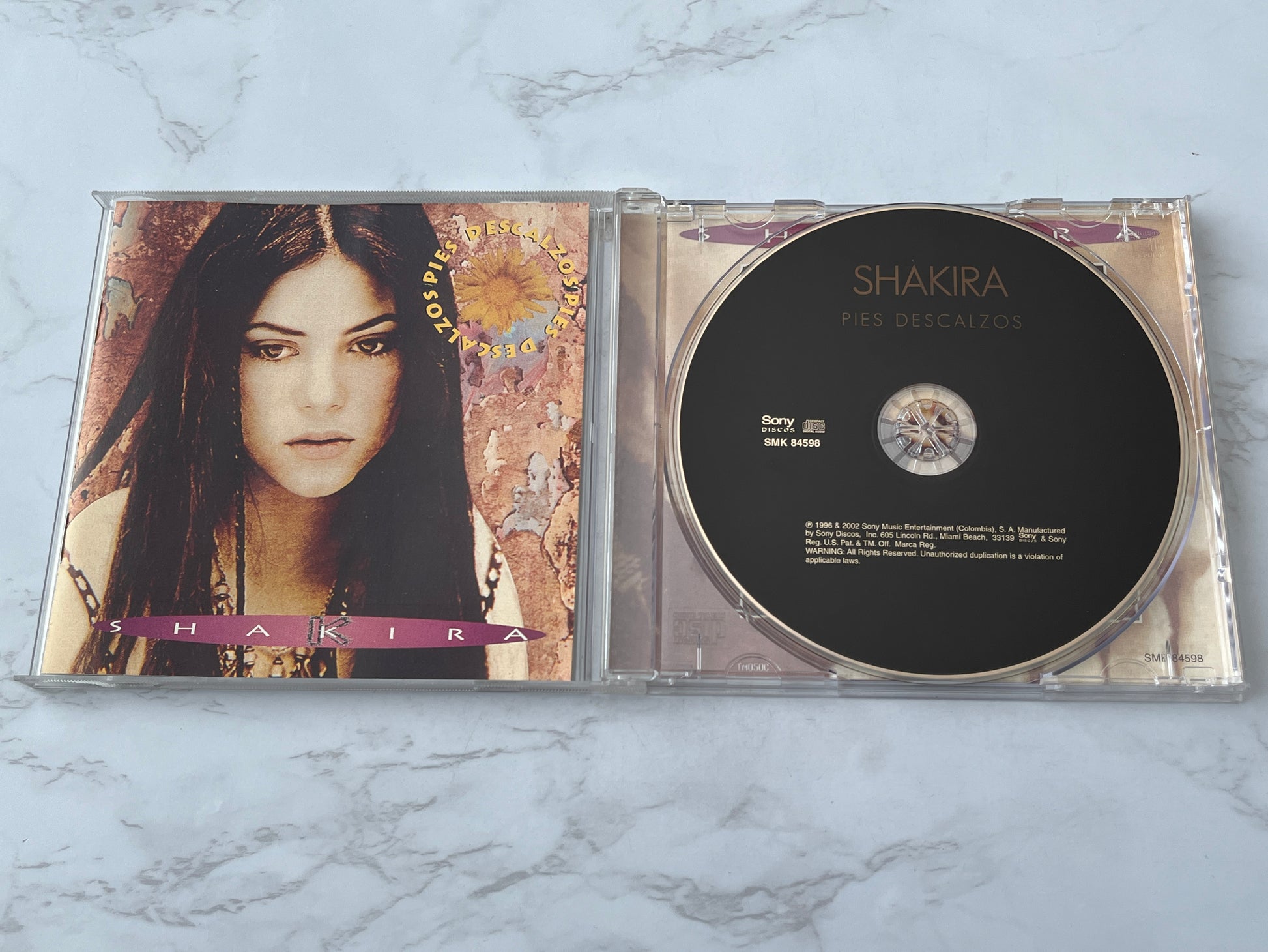 Shakira – Pies Descalzos (2002)