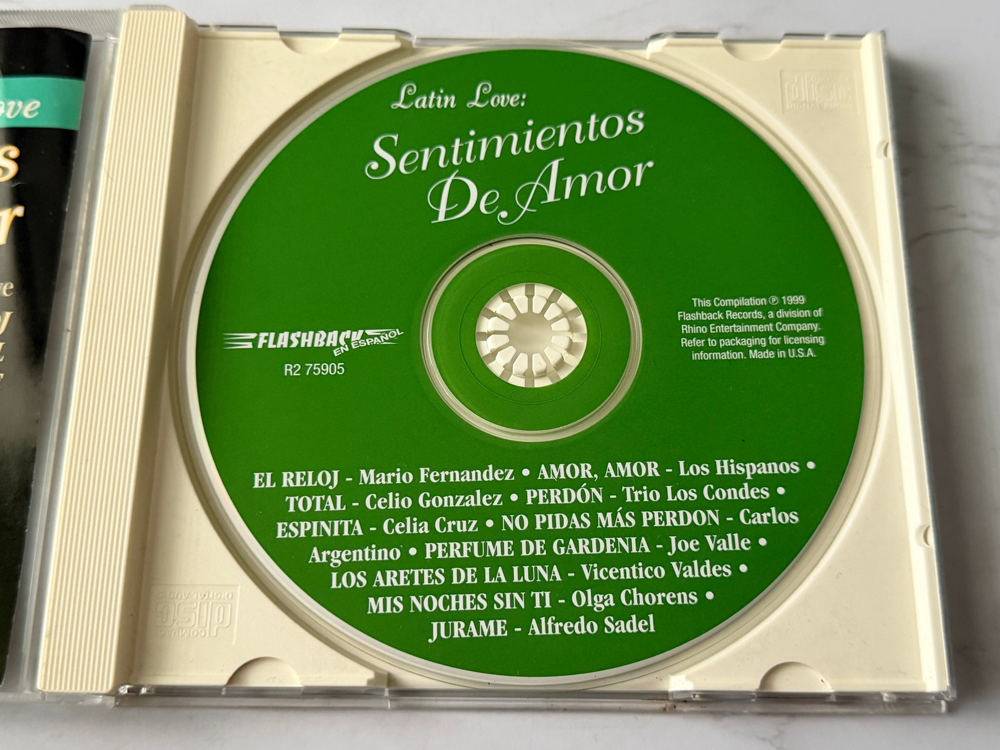 Latin Love: Sentimientos De Amor (1999)