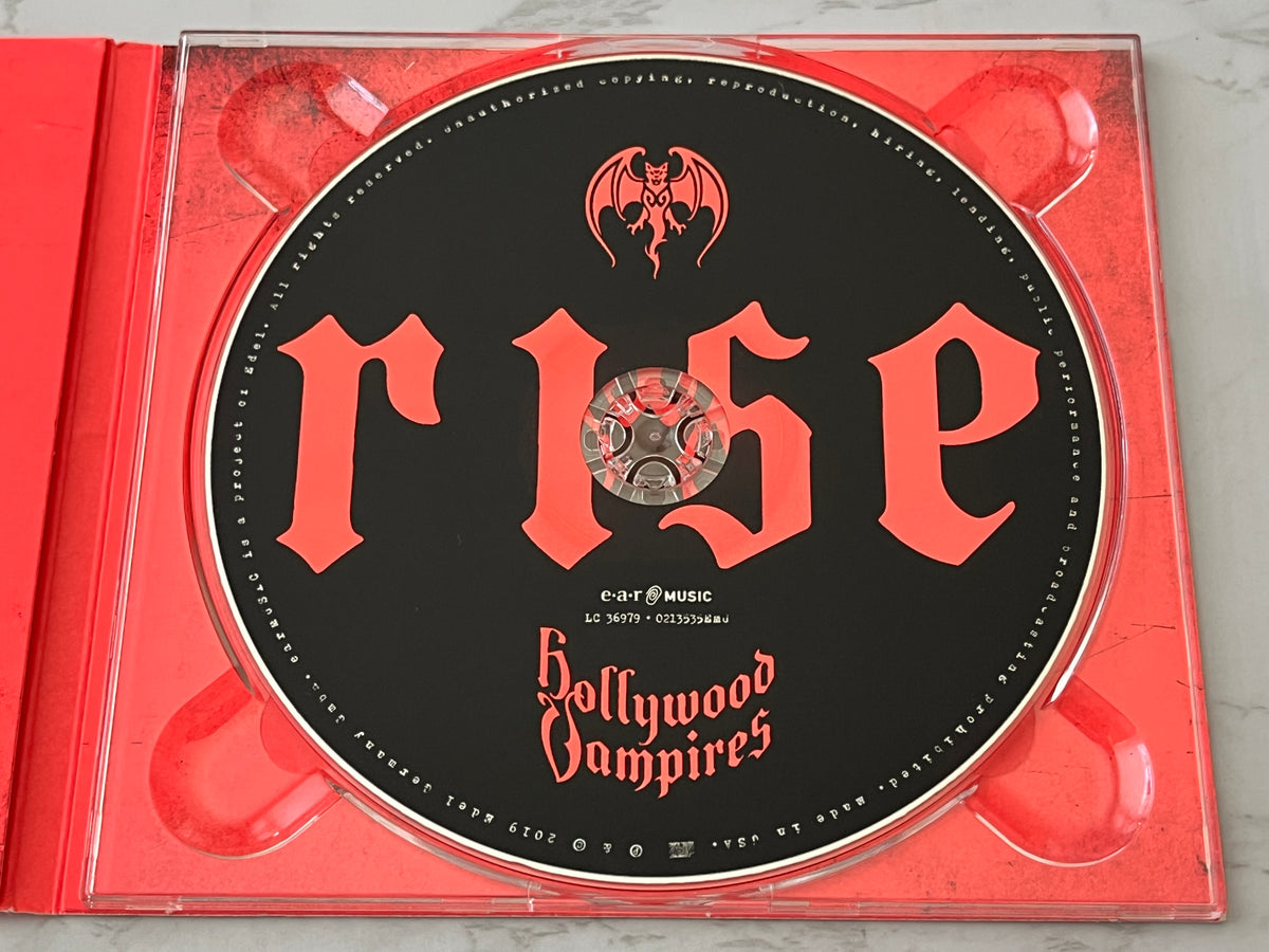 Hollywood Vampires – Rise (2019)