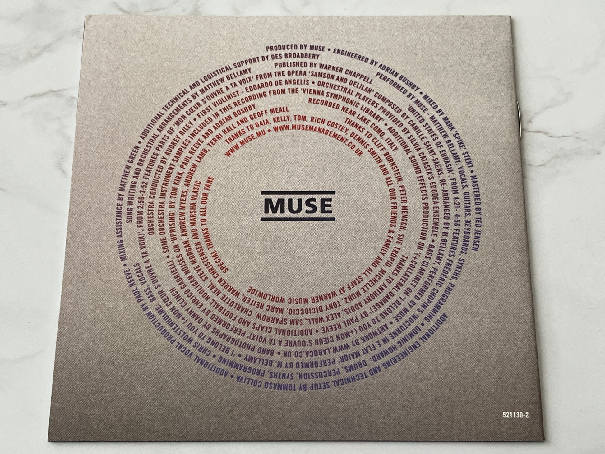 Muse – The Resistance (CD + DVD Deluxe Edition) (2009)