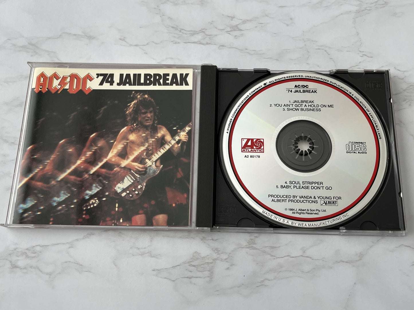AC/DC – '74 Jailbreak (EP) (1987) [ORIGINAL USA PRESS]