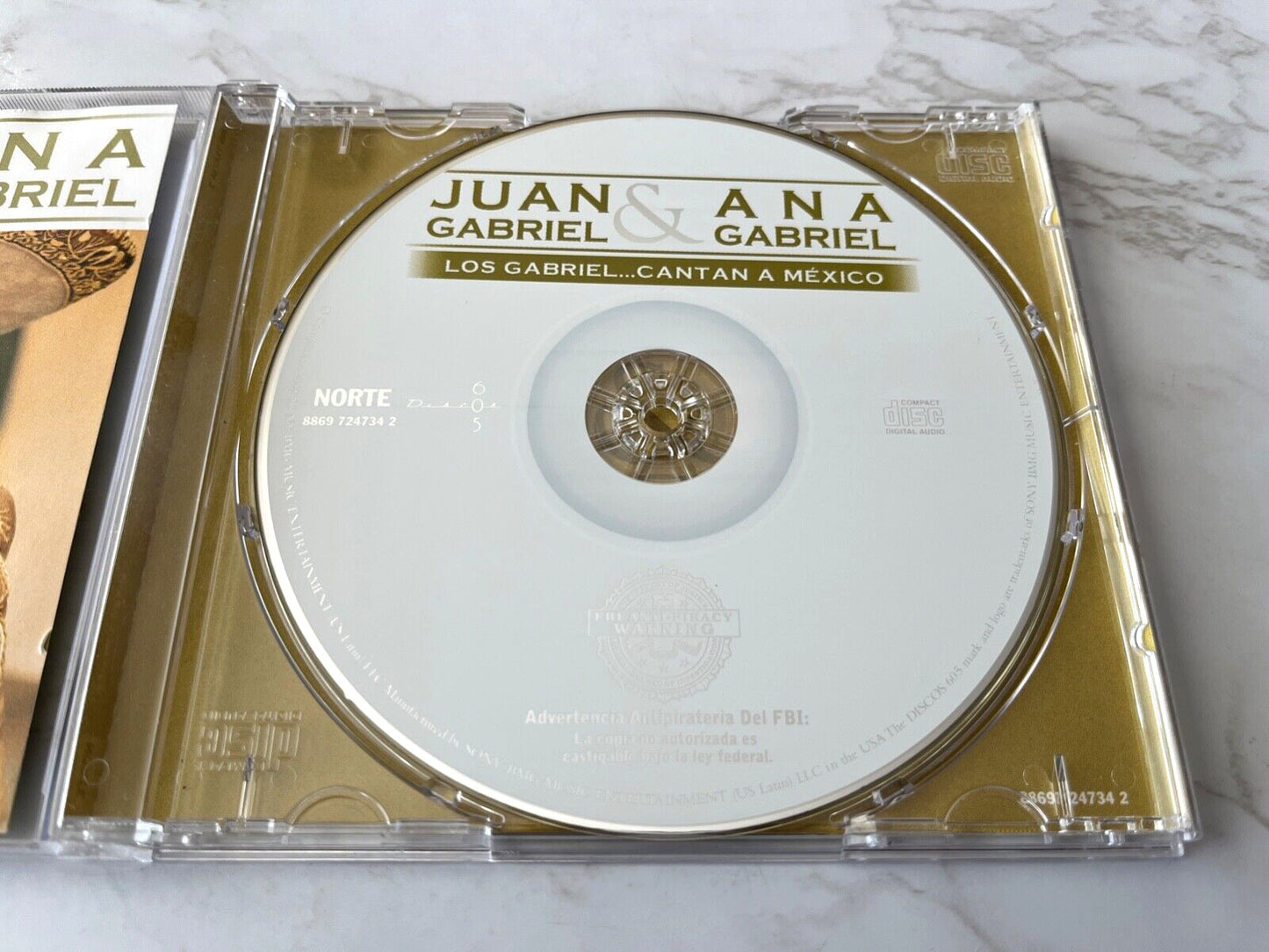 Juan Gabriel, Ana Gabriel – & Ana Gabriel Los Gabriel Cantan A Mexico (2008)